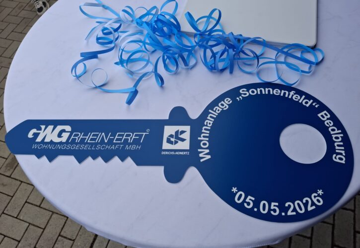 Schlüsselübergabe Sonnenfeld